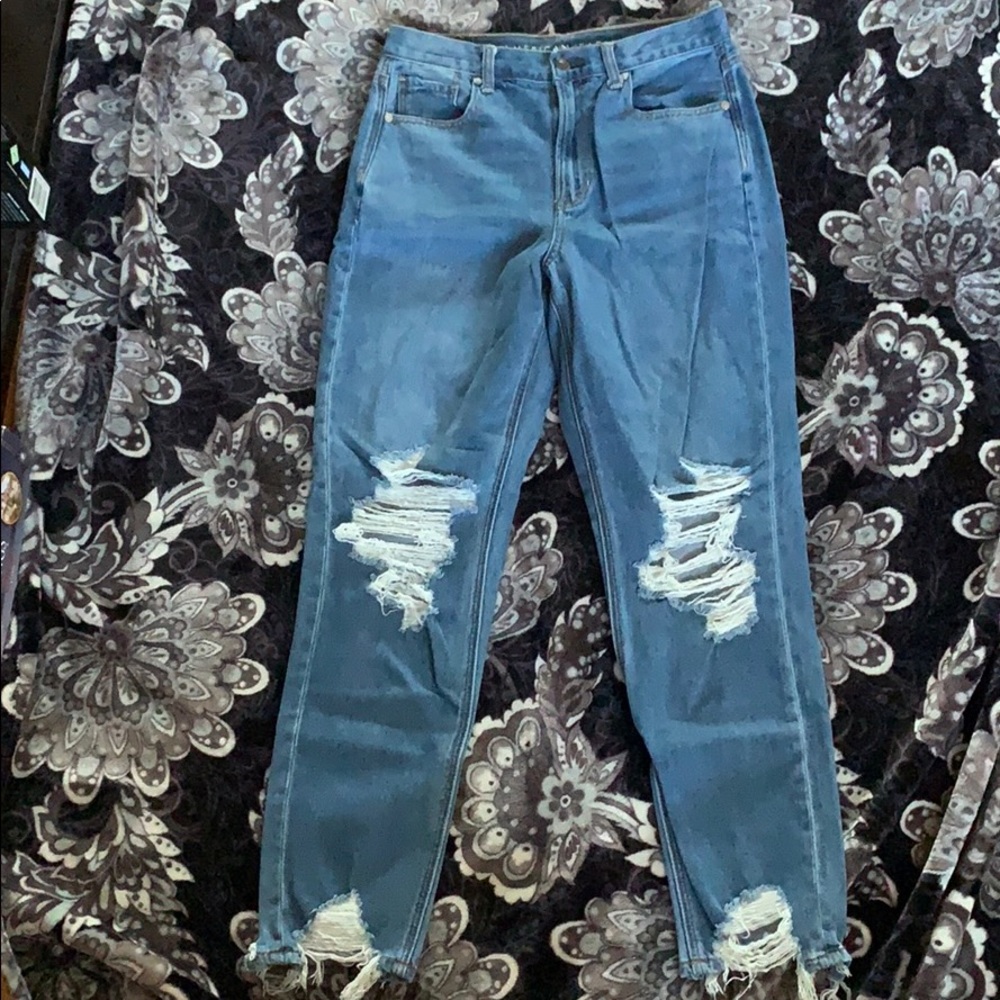 American eagle mom jeans